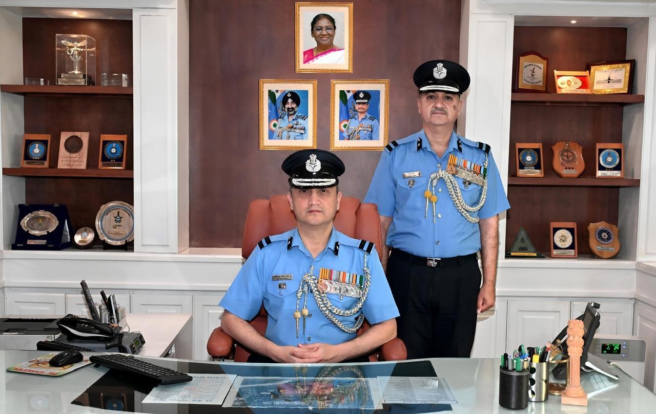 एयर कमोडोर बी. एस. विजय राव ने पालम बेस रिपेयर डिपो के एयर ऑफिसर कमांडिंग के रूप में कार्यभार संभाला