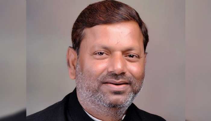 Government says 99.92% of villages in country covered with banking outlets.