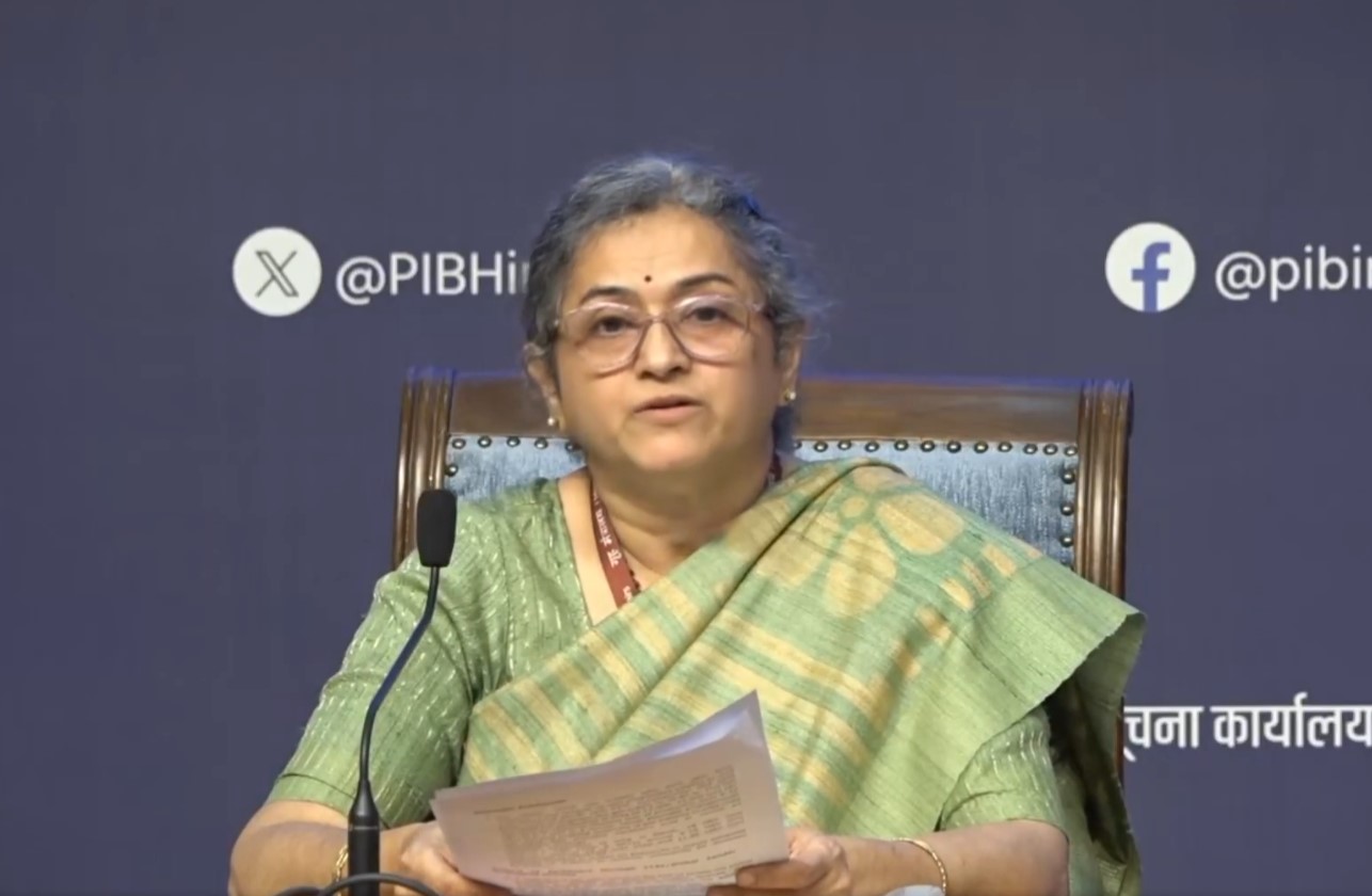 Government assures country has sufficient stock of Fertilizers, petrol, diesel, LPG, & PNG