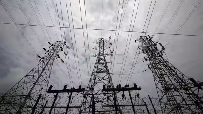 Bangladesh Orders Universities to Close Early Amid Worsening Energy Crisis
