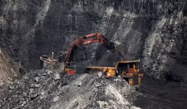 Coal production in India hits one billion tonnes, strengthening energy security