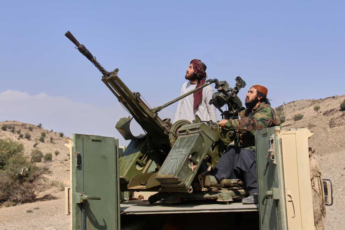 Tensions Escalate: Afghan Forces Claim Capture of Key Pakistani Posts