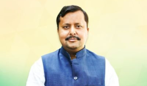 ‘‘বিগত ১২ বছৰত কেন্দ্ৰীয় চৰকাৰে অৰ্থনৈতিক সুৰক্ষা আৰু উন্নত সা-সুবিধা প্ৰদানৰ জৰিয়তে ভাৰতৰ মধ্যবিত্ত শ্ৰেণীৰ সৱলীকৰণৰ প্ৰচেষ্টা অব্যাহত ৰাখিছে’’- নীতিন নবীন