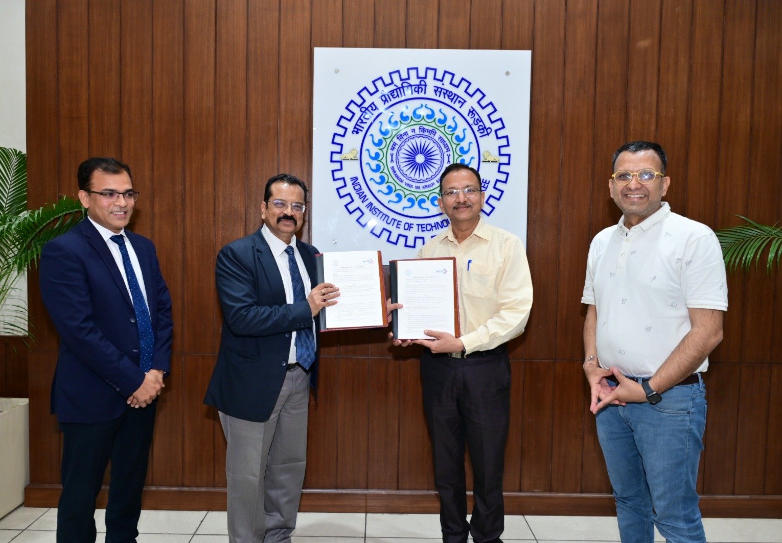 राष्ट्रीय राजधानी क्षेत्र परिवहन निगम और भारतीय प्रौद्योगिकी संस्थान में समझौता ज्ञापन पर हस्ताक्षर