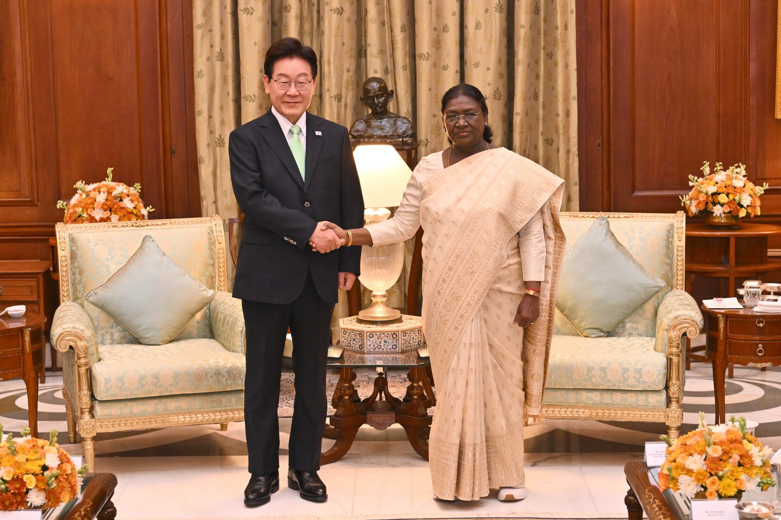 India and Korea should explore opportunities for cooperation in green and clean energy: President Murmu 