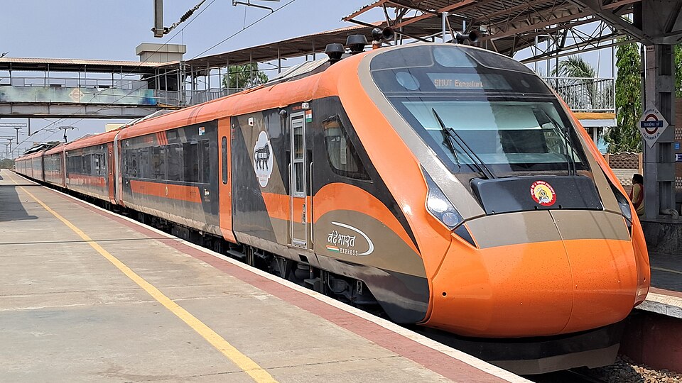 3.98 crore passengers travelled through Vande Bharat in 2025-26 marking remarkable surge in passenger patronage on network