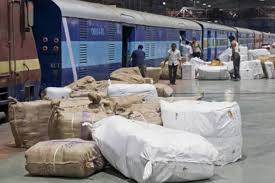 उत्तर रेलवे के दिल्ली मंडल ने पार्सल बुकिंग से 460 करोड़ से अधिक राजस्व अर्जित किया