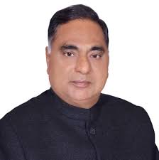 भाजपा सांसद रामवीर सिंह बिधूड़ी ने कालकाजी में सड़क और ड्रेनेज निर्माण कार्य का शिलान्यास किया