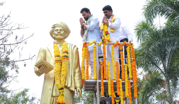 NDA govt committed to carrying forward ideals of Mahatma Jyotirao Phule: Union Minister Naidu 