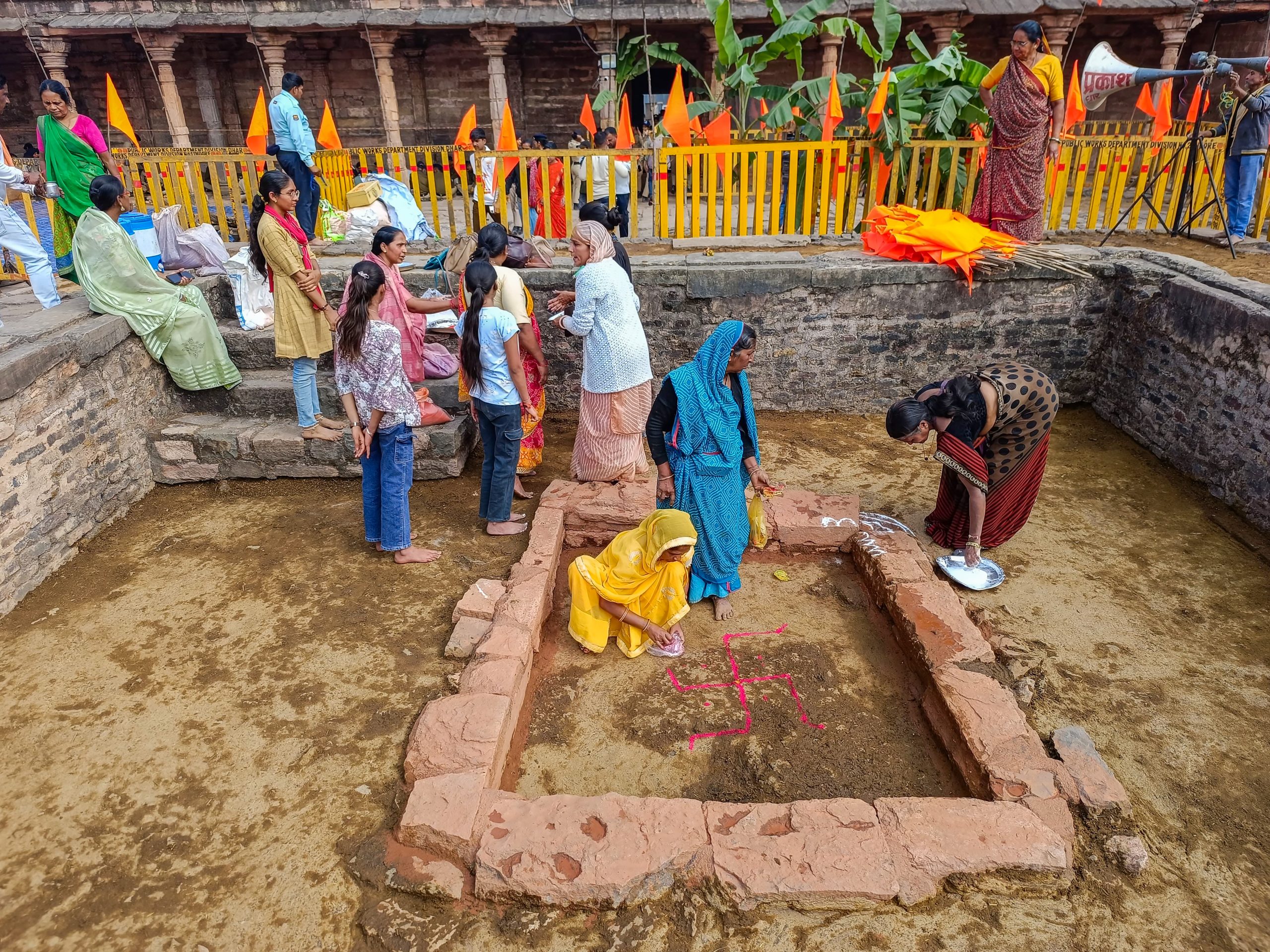मध्य प्रदेश उच्च न्यायालय ने धार जिले के भोजशाला परिसर को हिंदू मंदिर घोषित किया
