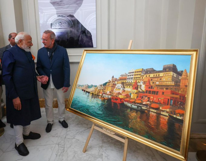 প্রধানমন্ত্রী নরেন্দ্র মোদি ইতালির চিত্রশিল্পী জিয়ামপাওলো তোমাসেত্তিকে ভারতীয় সংস্কৃতির প্রতি তাঁর অনুরাগের জন্য প্রশংসা করেছেন।