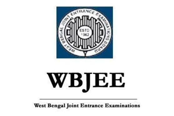 রাজ্য জয়েন্ট এন্ট্রান্স পরীক্ষা আজ নেওয়া হবে। প্রথম পত্রে অংকের পরীক্ষা হবে সকাল ১১ টা থেকে দুপুর ১’টা পর্যন্ত।