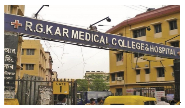 पश्चिम बंगाल सरकार ने आरजी कर मेडिकल कॉलेज मामले में तीन आईपीएस अधिकारियों को निलंबित किया 