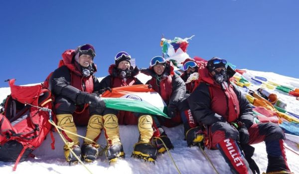 Union Minister Jitendra Singh congratulates ITBP all-women team for scaling Mount Everest