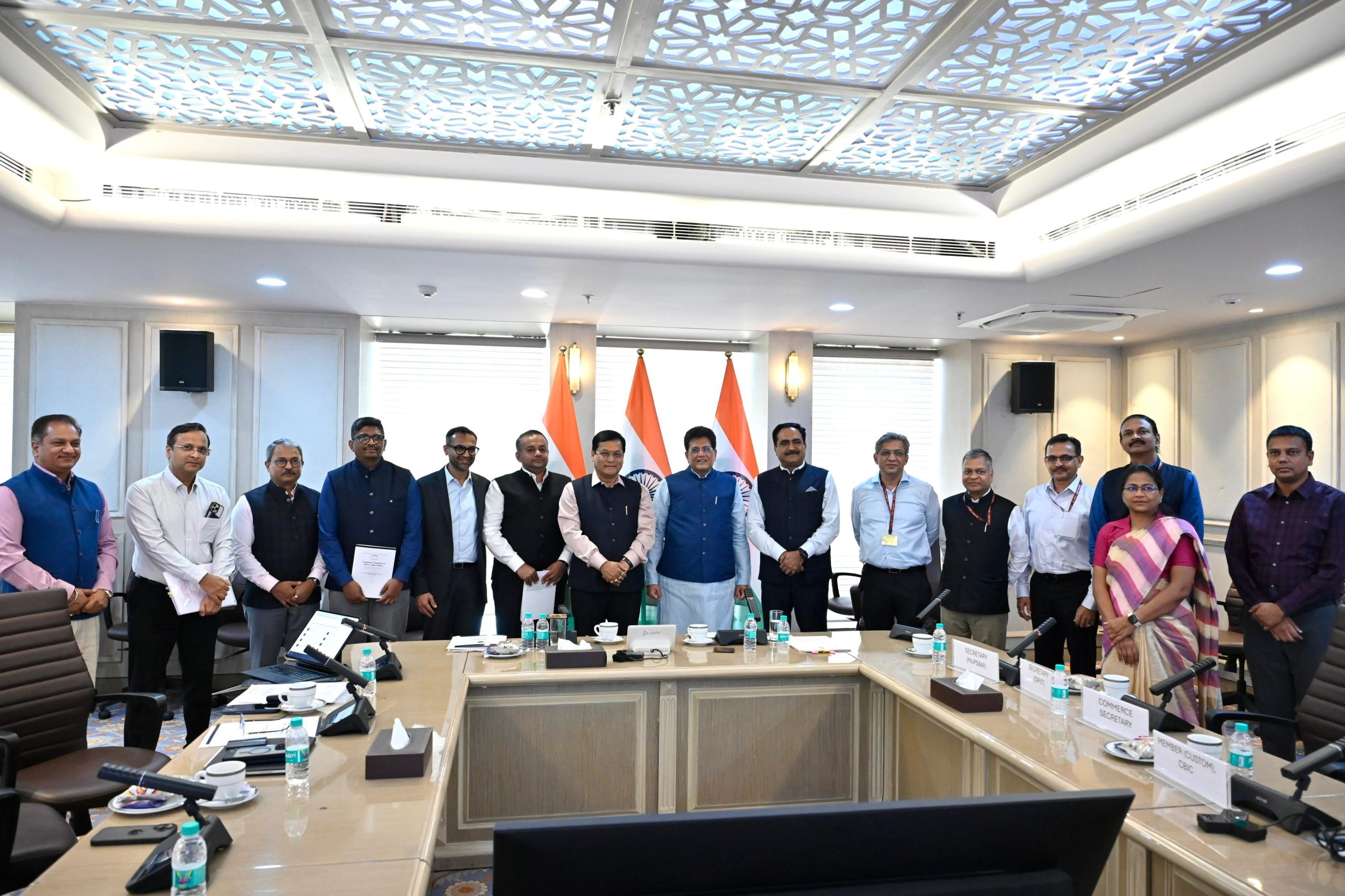 व्यापार सुगमता और वैश्विक प्रतिस्पर्धा बढ़ाने पर सरकार का जोर: पीयूष गोयल