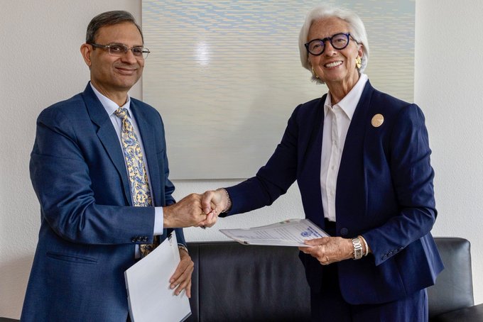 ভারতীয় রিজার্ভ ব্যাঙ্ক, আরবিআই এবং ইউরোপীয় সেন্ট্রাল ব্যাঙ্ক, ইসিবি, কেন্দ্রীয় ব্যাঙ্ক দুটির ক্ষেত্রে পারস্পরিক সহযোগিতা বৃদ্ধির লক্ষ্যে একটি সমঝোতা স্মারক স্বাক্ষর করেছে