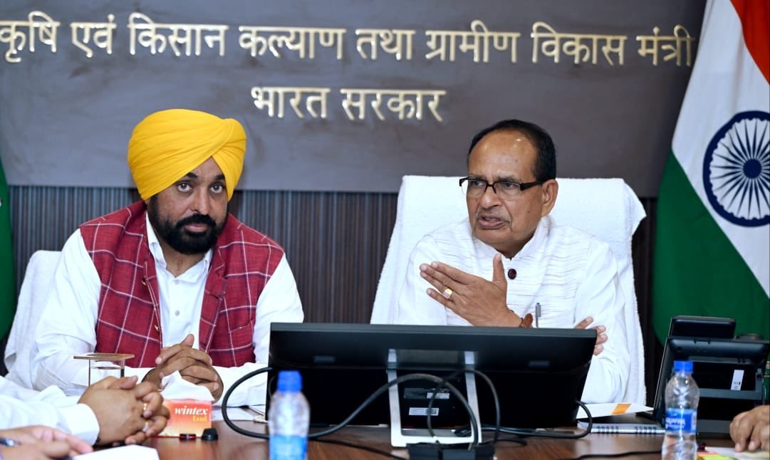Punjab CM meets Union Agriculture Minister in New Delhi