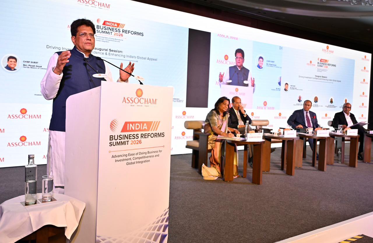 কেন্দ্রীয় বাণিজ্য ও শিল্পমন্ত্রী পীযূষ গোয়েল দেশে ব্যবসাকে সহজ করতে এবং এগিয়ে নিয়ে যেতে ,সরকার ও শিল্পক্ষেত্রের মধ্যে সমন্বয় আরও গভীর করার আহ্বান জানিয়েছেন।