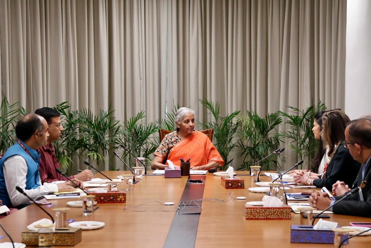 वित्‍त मंत्री निर्मला सीतारामन ने अमरीकी परमाणु ऊर्जा उद्योग के उच्‍च स्‍तरीय प्रतिनिधिमंडल से की मुलाकात
