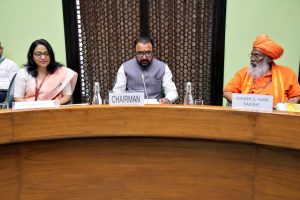 सरकार योग और प्राकृतिक चिकित्सा से बीमारियों की रोकथाम से जुड़ी सेवाओं को मजबूत कर रही है: आयुष मंत्री प्रतापराव जाधव