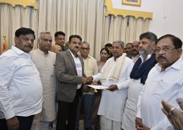 Karnataka CM Siddaramaiah submits resignation to Governor’s Secretary at Lok Bhavan