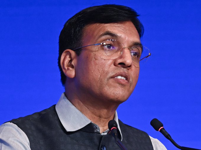 विकसित भारत 2047 का लक्ष्य हासिल करने के लिए युवाओं को सही दिशा और अवसर देना आवश्‍यक है: केंद्रीय मंत्री मनसुख मांडविया