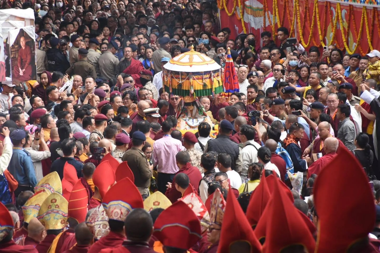 Hundreds gather in Sikkim’s Gangtok for sacred final journey of Fourth Dodrupchen Rinpoche’s Kudung