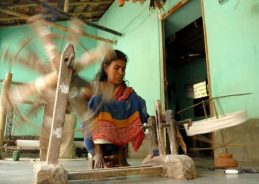 Khadi achieves record sale of 1.87 thousand cr rupees in FY 2025-26