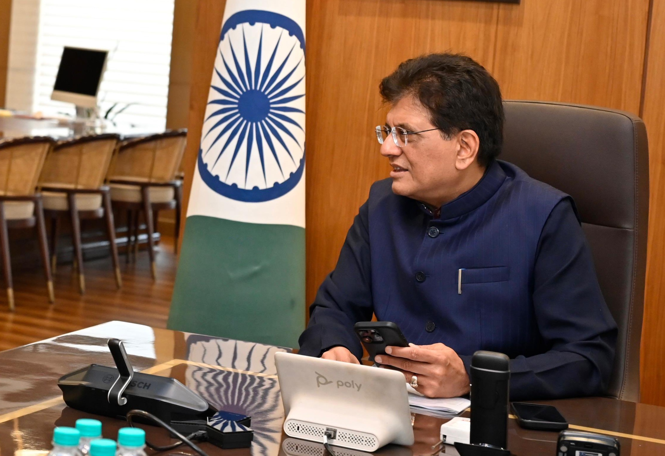 ভারত অর্থনৈতিক, প্রযুক্তিগত কিংবা ভূ-রাজনৈতিক যে কোনও বাধার বিরুদ্ধে নিজেকে শক্তিশালী করে তোলার ক্ষমতা রাখে, বলেছেন পীযূষ গোয়েল