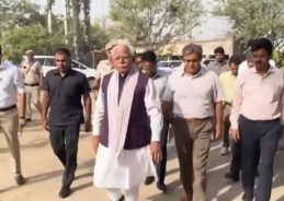Union Minister Manohar Lal reviews progress of bhalswa dumpsite remediation work