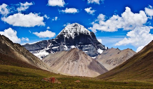 EAM Dr S Jaishankar conducts draw for selection of Yatris for Kailash Manasarovar Yatra 2026