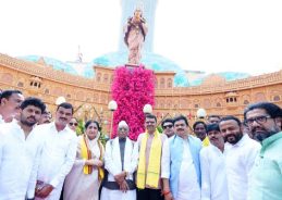 Maharashtra Governor Varma, CM Fadnavis pay tributes to Ahilyadevi Holkar on her 301st birth anniversary