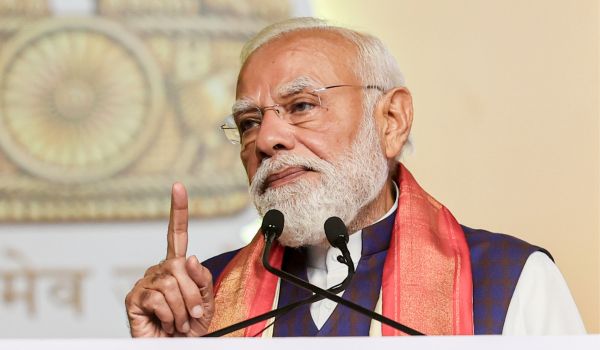 প্রধানমন্ত্রী নরেন্দ্র মোদী বলেছেন, আন্তর্জাতিক সংঘর্ষের ফলে সৃষ্ট আন্তর্জাতিক স্তরে অর্থনৈতিক অস্থিরতা, সরবরাহ শৃঙ্খলের চ্যালেঞ্জ এবং মূল্যবৃদ্ধির মোকাবিলায় ভারতকে সহায়তা করার লক্ষ্যে সকলের অংশগ্রহণ প্রয়োজনীয়ও