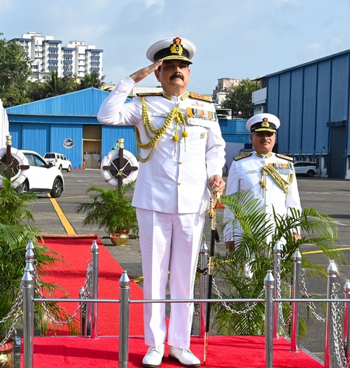 Admiral Krishna Swaminathan assumes charge as 27th Chief of the Naval Staff