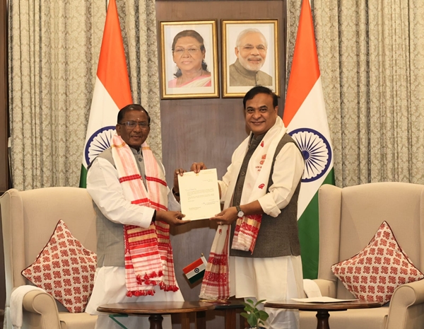 Assam CM Himanta Biswa Sarma tenders resignation; Swearing-in ceremony of new govt to take place after May 11