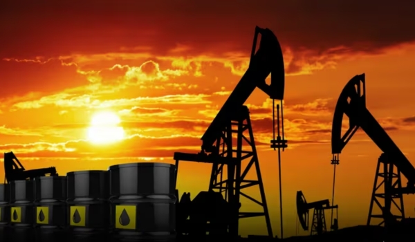Brent Oil Posts Biggest Monthly Loss in Six Years