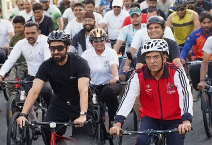 Union Minister Dr Mansukh Mandaviya says Cycling is the solution to pollution & also saves fuel
