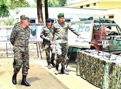 J&K: Army’s Northern Command chief reviews LoC security situation in Rajouri