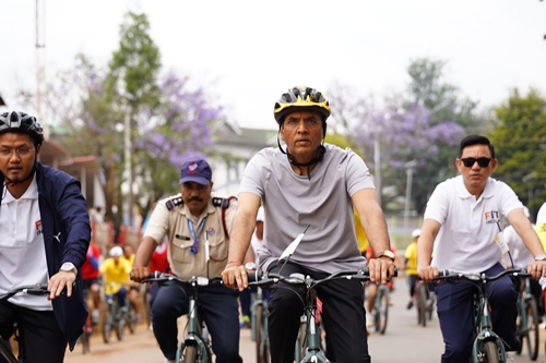 Sports Minister Mansukh Mandaviya participates in Fit India-Sundays on Cycle in Shillong