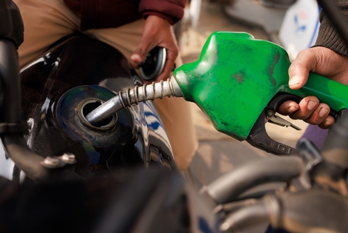 Petrol & diesel prices hiked by Rs 3/L; CNG prices hiked in Delhi by Rs 2