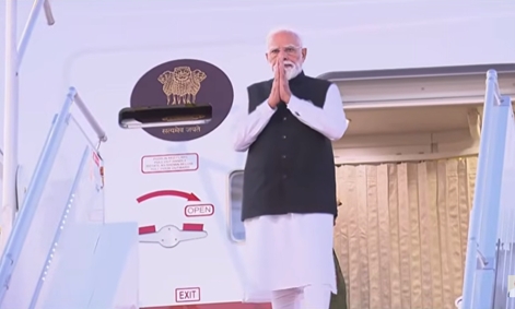 প্রধানমন্ত্রী নরেন্দ্র মোদী গতকাল রাতে তাঁর ফ্রান্স সফরের শেষ পর্যায়ে প্যারিসে পৌঁছেছেন।