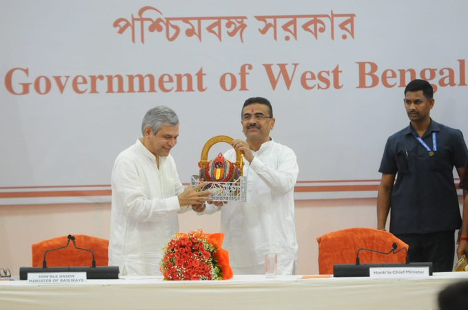 রেলমন্ত্রী অশ্বিনী বৈষ্ণব জানিয়েছেন, ২০২৬-২৭ অর্থবর্ষে রেল বাজেটে পশ্চিমবঙ্গের  জন্য ১৪ হাজার ২০৫ কোটি টাকা বরাদ্দ হয়েছে।