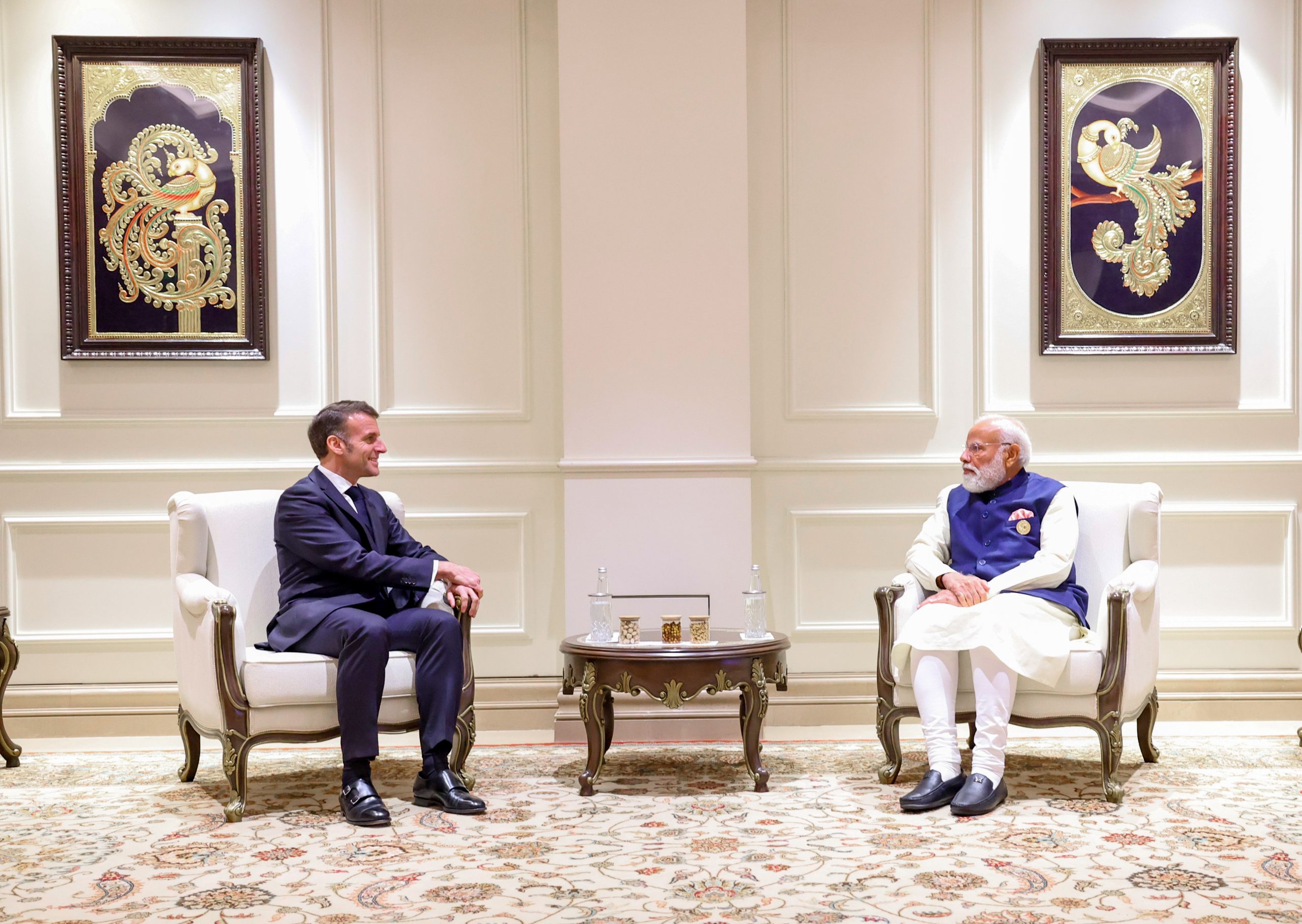 प्रधानमंत्री नरेन्द्र मोदी आज नीस में फ्रांस के राष्ट्रपति इमैनुएल मैक्रों से बातचीत करेंगे