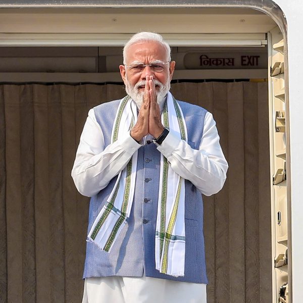 प्रधानमंत्री मोदी इंडोनेशिया, ऑस्ट्रेलिया और न्यूजीलैंड की छह दिन की यात्रा पर रवाना