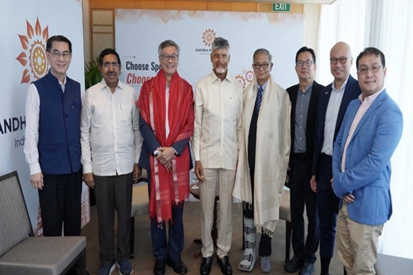 Andhra CM invites National University of Singapore  to establish campus in capital Amaravati