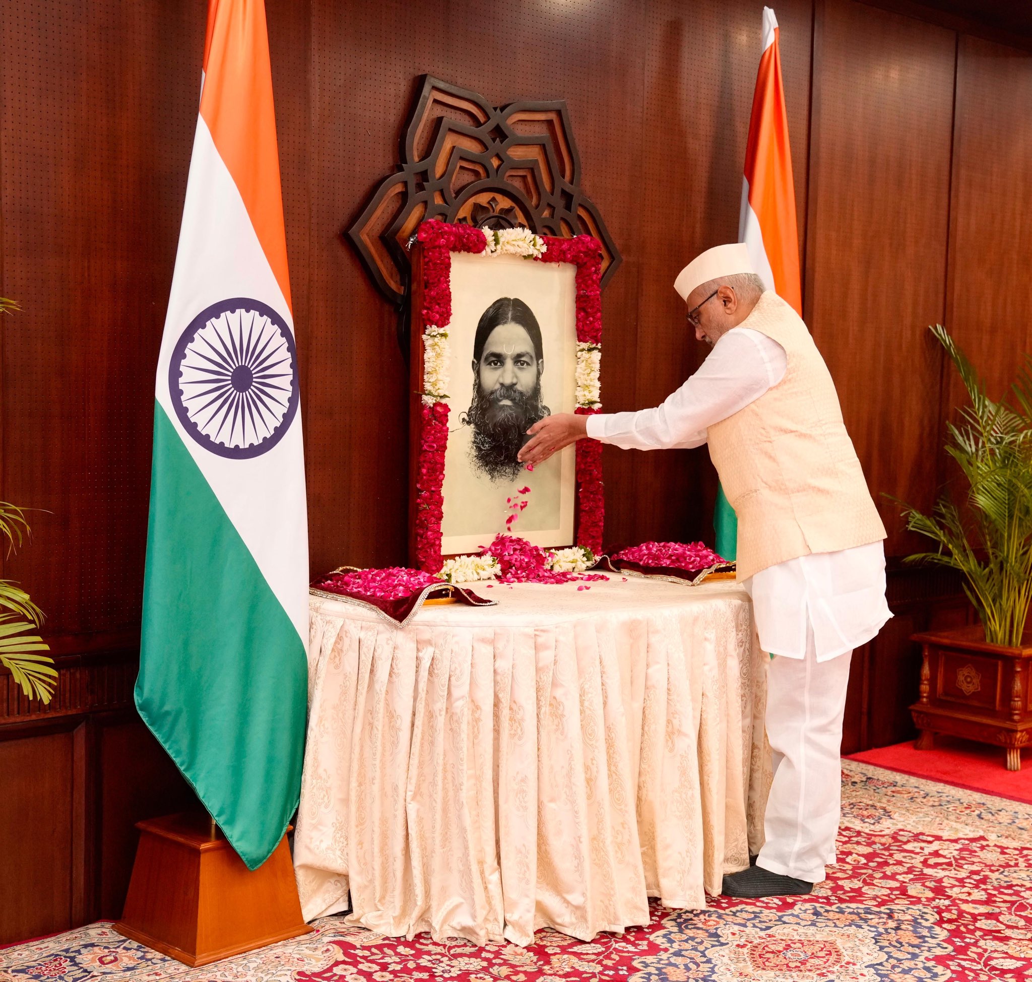 Vice President C. P. Radhakrishnan pays tribute to V. V. S. Aiyar on death anniversary
