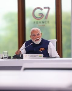 जी-7 शिखर सम्मेलन के दौरान प्रधानमंत्री नरेंद्र मोदी ने कई देशों के नेताओं के साथ द्विपक्षीय बैठकें कीं