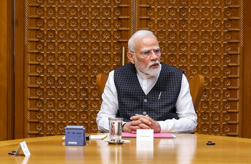 वैश्विक अनिश्चितता के बीच भारत दृढ़ संकल्प के साथ विकास पथ पर अग्रसर: प्रधानमंत्री मोदी