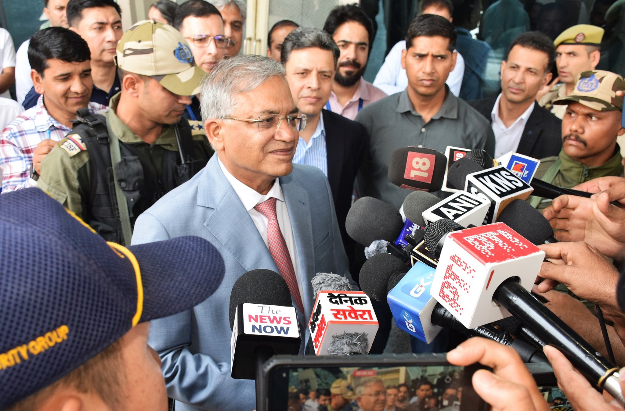 मुख्य निर्वाचन आयुक्त ज्ञानेश कुमार कश्मीर घाटी पहुंचे, अधिकारियों से करेंगे बातचीत