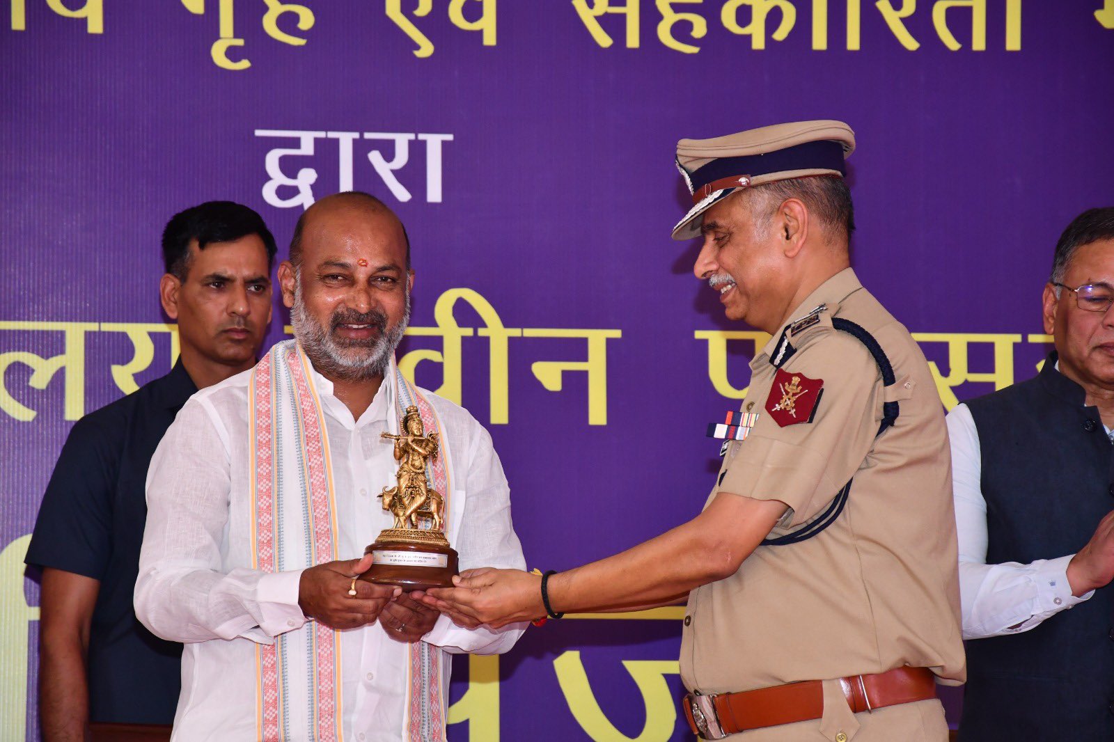 गृह राज्य मंत्री बंडी संजय कुमार ने कहा, राष्‍ट्रीय विकास में सीआईएसएफ की भूमिका महत्‍वपूर्ण